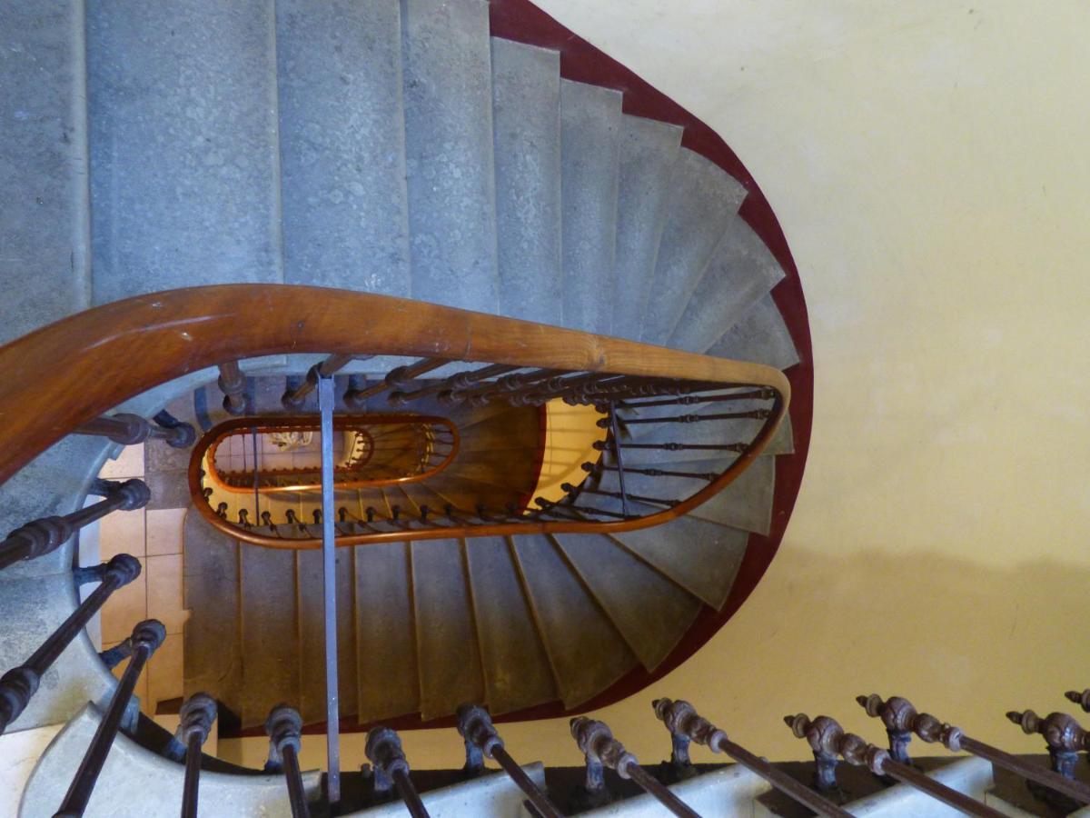 Air D'Antan: Charming 3-Star Residence in Béziers City Center Exterior photo